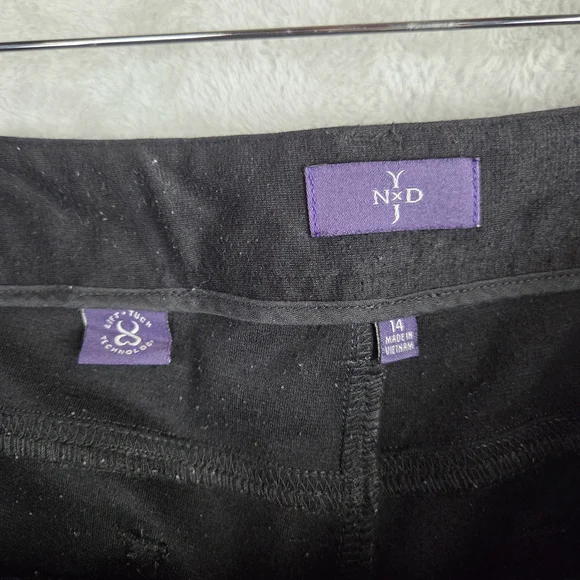 NYDJ Black Women's Trousers - Picture 5 of 7